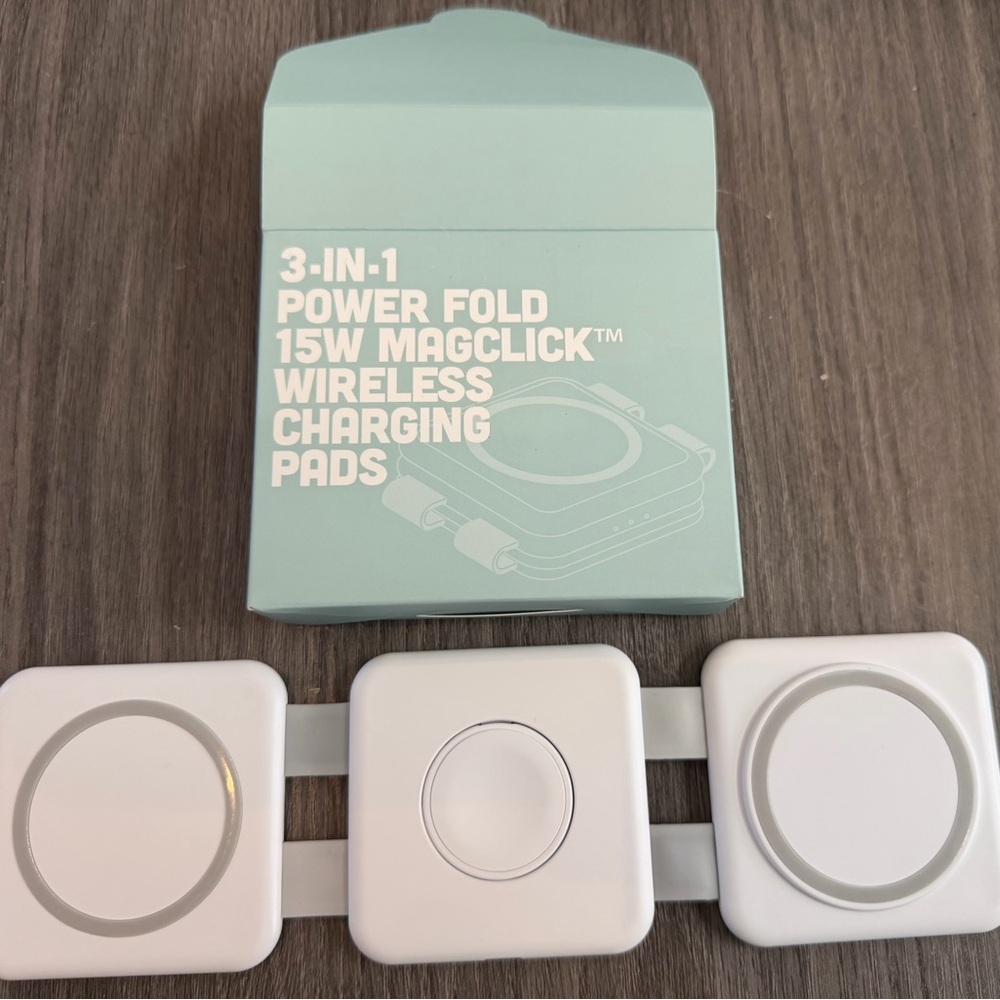3-in-1 Power Fold 15W Magclick Wireless Charging Pads